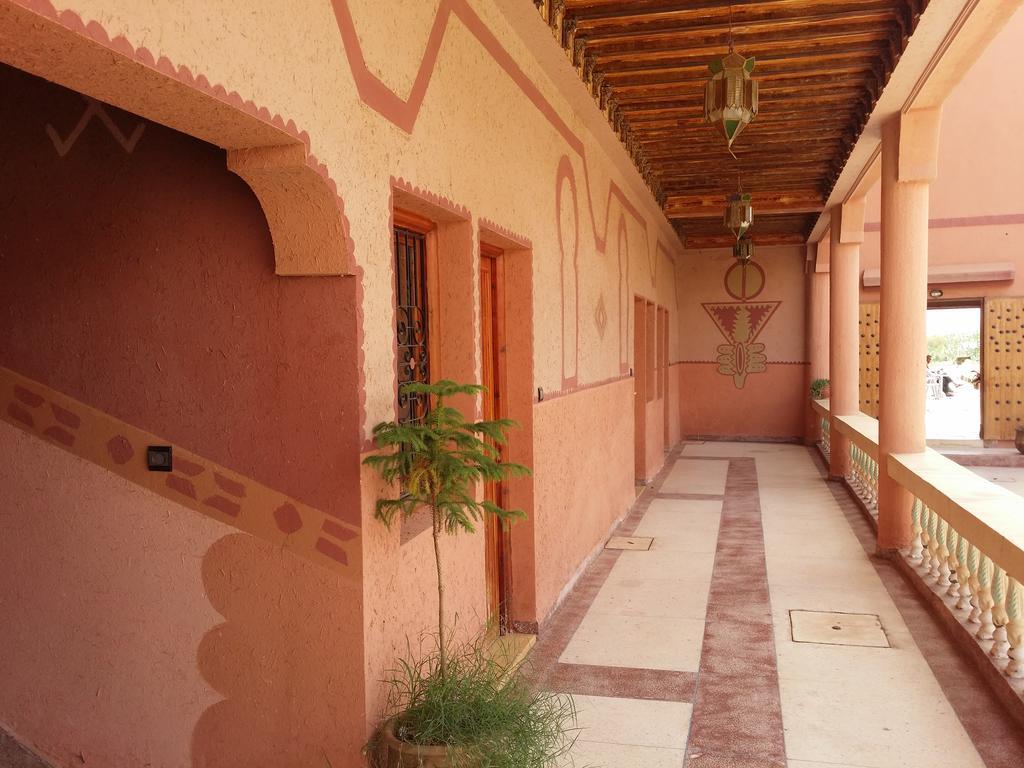Hotel Mandar Saghrou Tazakhte Kelaat-M'Gouna エクステリア 写真