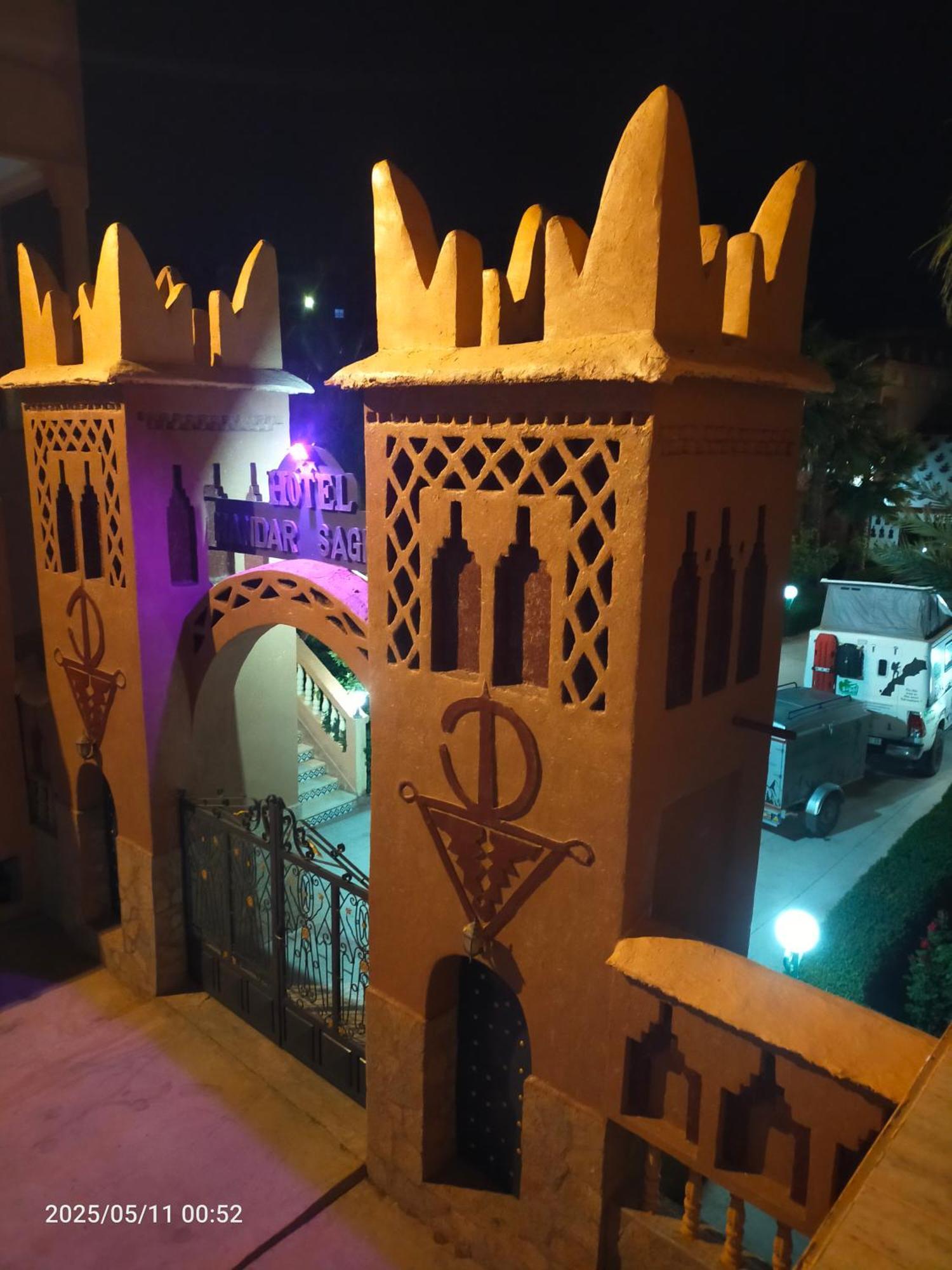 Hotel Mandar Saghrou Tazakhte Kelaat-M'Gouna エクステリア 写真
