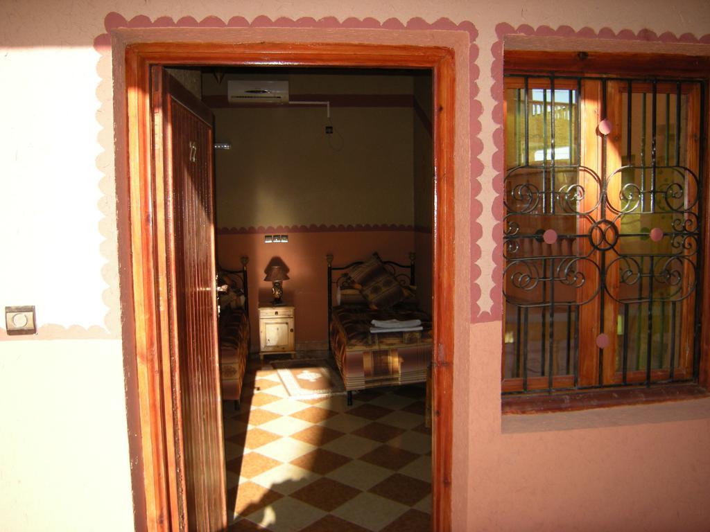 Hotel Mandar Saghrou Tazakhte Kelaat-M'Gouna エクステリア 写真