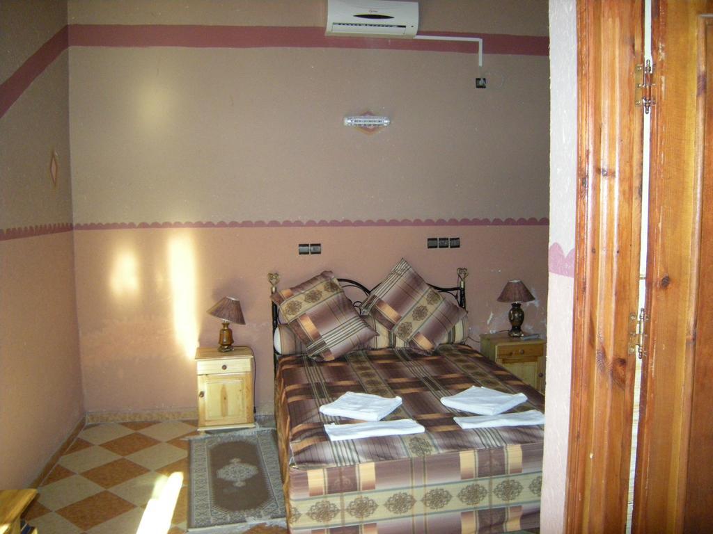 Hotel Mandar Saghrou Tazakhte Kelaat-M'Gouna エクステリア 写真